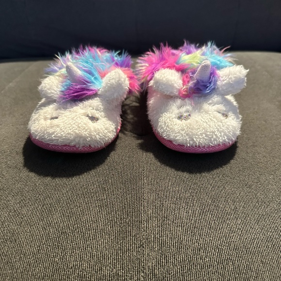 Kids Dearfoams Slippers - Picture 2 of 11